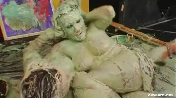 Art Supply Messiness Screencap 63 on sinx.preview.netperv.com