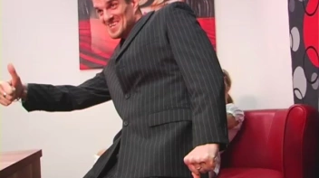 Klarisa Fist and Piss Combo! Screencap 6 on sinx.preview.netperv.com