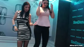 Dressed To Wetlook Impress! Screencap 18 on sinx.preview.netperv.com