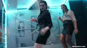 Dressed To Wetlook Impress! Screencap 65 on sinx.preview.netperv.com