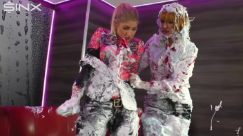 Wet And Messy Foam Covered Females Screencap 87 on sinx.preview.netperv.com
