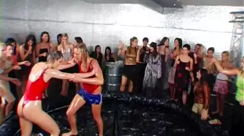 Oil Rumble! Screencap 46 on sinx.preview.netperv.com