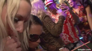 Bikini Beach Balls Part 1 - Cam 1 Screencap 28 on sinx.preview.netperv.com