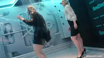 Gorgeous Shower Girls Screencap 31 on sinx.preview.netperv.com