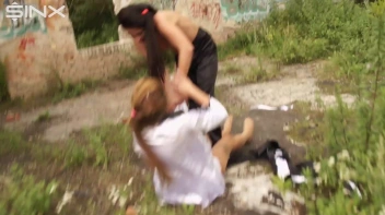 Clothes Ripping Catfight For Gorgeous Twins Screencap 37 on sinx.preview.netperv.com