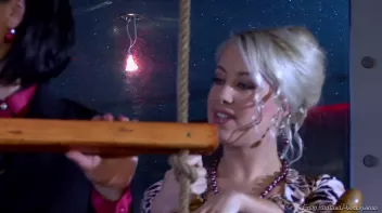 Threesome's Pissy Boating Day Screencap 15 on sinx.preview.netperv.com