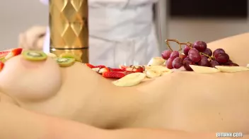 A Feast For The Bi Eyes Screencap 16 on sinx.preview.netperv.com