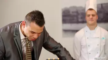 A Feast For The Bi Eyes Screencap 21 on sinx.preview.netperv.com