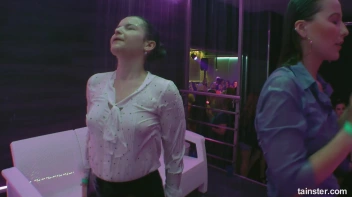 Titty Time In The Orgy Shower Screencap 45 on sinx.preview.netperv.com