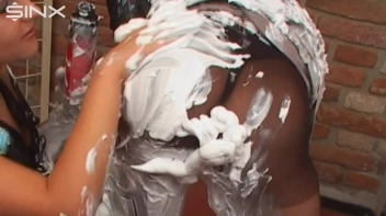 Wet And Messy Shaving Foam Fun Screencap 37 on sinx.preview.netperv.com