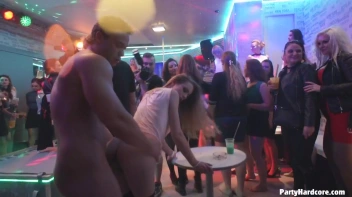 Party Hardcore Gone Crazy Vol. 31 Part 5 - Cam 1 Screencap 14 on sinx.preview.netperv.com