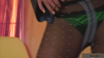 Zuzana Z and Paris Diamond Rip Lesbos Screencap 9 on sinx.preview.netperv.com