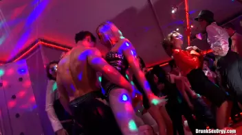 Valentine's Day Vaginas Part 1 - Shower Cam Screencap 19 on sinx.preview.netperv.com