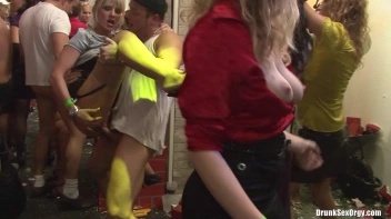 Hard Hat Hos Part 4 - Cam 3 Screencap 23 on sinx.preview.netperv.com