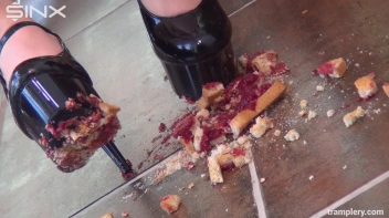 Food Trampling Fun With Heeled Hottie Screencap 29 on sinx.preview.netperv.com