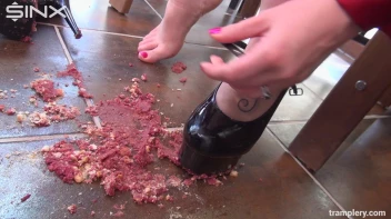 Food Trampling Fun With Heeled Hottie Screencap 33 on sinx.preview.netperv.com