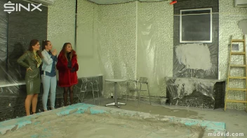 Two Sophisticated Ladies Wrestle In Mud Screencap 3 on sinx.preview.netperv.com