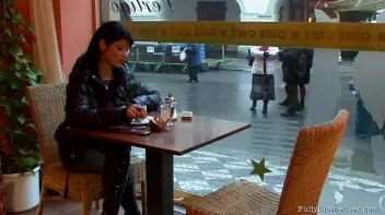 Party in Style Screencap 2 on sinx.preview.netperv.com