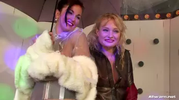 Wet Photo Shoot 80s Style Screencap 32 on sinx.preview.netperv.com