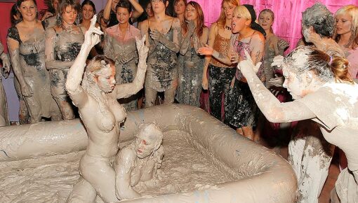 Latest deal - Mega Mud Pit Fantasy