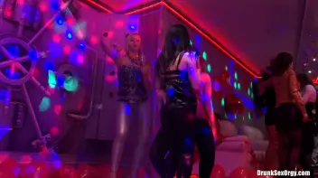 Valentine's Day Vaginas Part 2 - Shower Cam Screencap 18 on sinx.preview.netperv.com