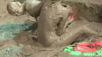 Two Blondes Get Stupid In The Mud! Screencap 76 on sinx.preview.netperv.com