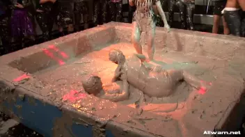 Two Blondes Get Stupid In The Mud! Screencap 77 on sinx.preview.netperv.com
