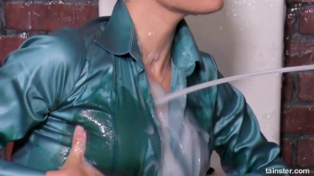 Shiny Business Babe Gets Fully Jizz Blitzed! Screencap 19 on sinx.preview.netperv.com