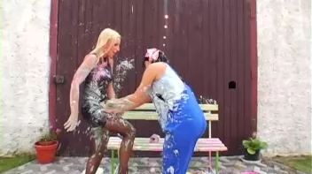 Sloppy Goo Catfight Screencap 15 on sinx.preview.netperv.com