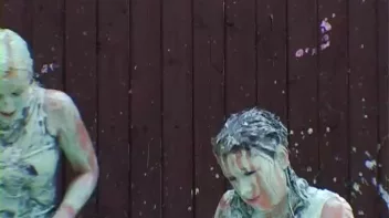 Sloppy Goo Catfight Screencap 65 on sinx.preview.netperv.com