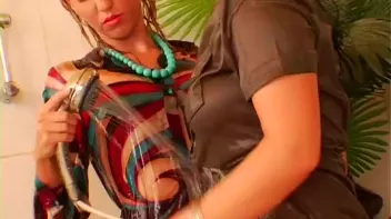 Sponging Each Other Down Screencap 93 on sinx.preview.netperv.com