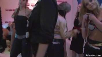 Winter WonderBang Part 5 - Cam 2 Screencap 72 on sinx.preview.netperv.com