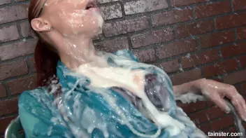 Slime Wave babe Lenka with her great ass Screencap 82 on sinx.preview.netperv.com