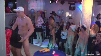 Welcome To The Mad House Part 1  - Cam 1 Screencap 22 on sinx.preview.netperv.com