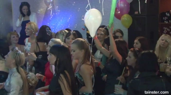 Welcome To The Mad House Part 1  - Cam 1 Screencap 24 on sinx.preview.netperv.com