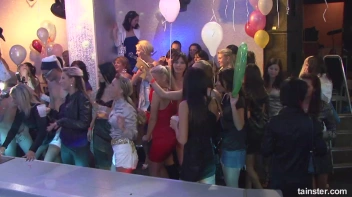 Welcome To The Mad House Part 1  - Cam 1 Screencap 25 on sinx.preview.netperv.com