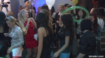 Welcome To The Mad House Part 1  - Cam 1 Screencap 27 on sinx.preview.netperv.com