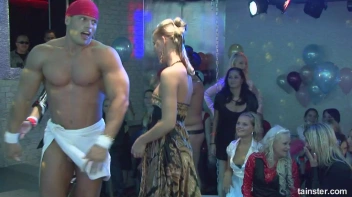 Welcome To The Mad House Part 1  - Cam 1 Screencap 4 on sinx.preview.netperv.com