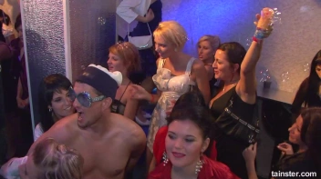 Welcome To The Mad House Part 1  - Cam 1 Screencap 57 on sinx.preview.netperv.com