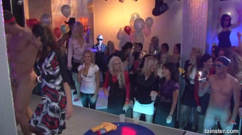 Welcome To The Mad House Part 1  - Cam 1 Screencap 7 on sinx.preview.netperv.com