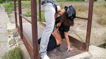 Police Babes Give Head, Too Screencap 80 on sinx.preview.netperv.com