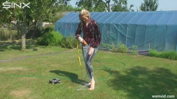 Messy blonde hoses herself down Screencap 1 on sinx.preview.netperv.com