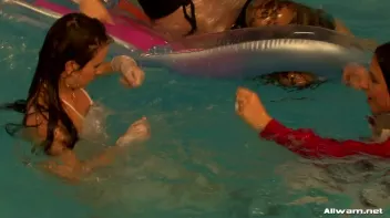 Three Ladies in One Pool Screencap 39 on sinx.preview.netperv.com