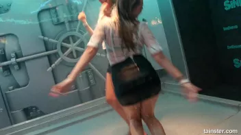 I can see your bra Screencap 11 on sinx.preview.netperv.com