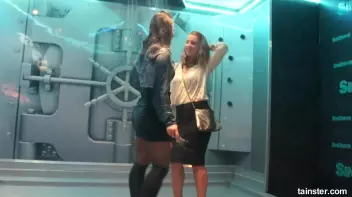 I can see your bra Screencap 19 on sinx.preview.netperv.com