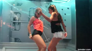 I can see your bra Screencap 39 on sinx.preview.netperv.com