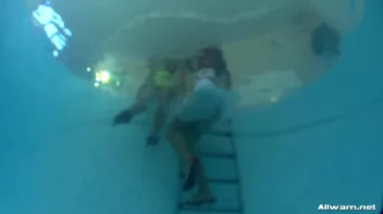 Sexy Pool Bunnies Wet And Messy Fun Screencap 27 on sinx.preview.netperv.com