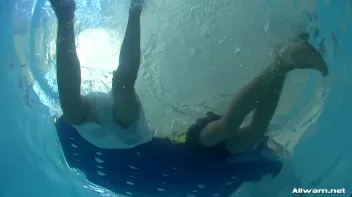 Sexy Pool Bunnies Wet And Messy Fun Screencap 68 on sinx.preview.netperv.com