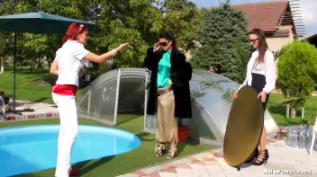 The Messed Up Fashion Shoot Screencap 9 on sinx.preview.netperv.com