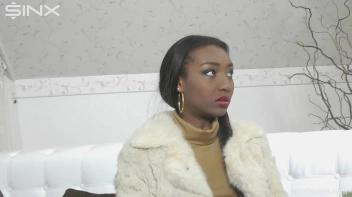 High Class Ebony Hunny Smokes In Bed Screencap 13 on sinx.preview.netperv.com